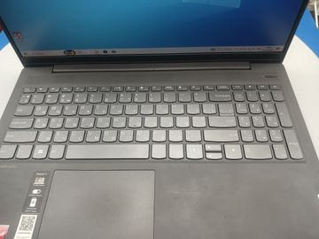 Б/в Ноутбук Lenovo 15/ryzen 7 5700u ddr4/16gb ddr4/hdd *відсутній/ssd 512 gb/*інтегрована 01-200751005