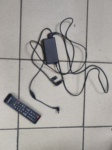 01-200576592: Samsung ue32j5000