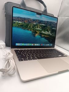 01-200744972: Apple macbook air 13,6" m2 2022