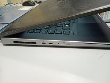 01-200776932: Dell 17/core i7 9850h ddr4/32gb ddr4/hdd *відсутній/ssd 512 gb/quadro rtx 3000 6gb