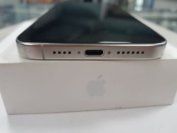 01-200779404: Apple iphone 15 pro max 256gb