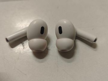01-200781675: Apple airpods pro 2nd generation