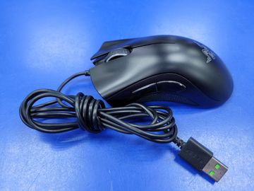 01-200778618: Razer death adder essential