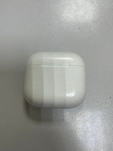 01-200783669: Apple airpods 4 with active noise cancellation