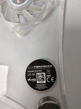 Б/в Підставка для ноутбука Esperanza notebook cooling pad ea107 levanter 01-200471636