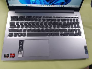 Б/в Ноутбук Lenovo 15/ryzen 5 5500u ddr4/8gb ddr4/hdd *відсутній/ssd 512 gb/*інтегрована 01-200803458