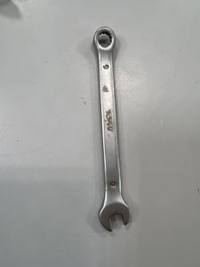 Б/у Набор ключей Miol 6-22 01-200814283