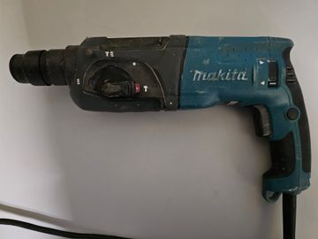 Б/у Перфоратор Makita hr2470 01-200816528