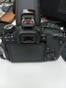 Б/в Фотоапарат Canon eos 77d kit 18-55mm is 01-200819809