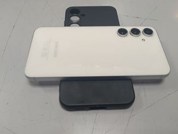 Б/в Мобільний телефон Samsung galaxy s23 fe sm-s711b 8/256gb 01-200844812