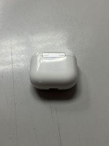 Б/в Навушники Apple airpods 4 with active noise cancellation 01-200847510