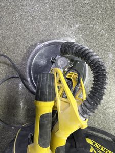 Б/в Шліфувальна машина Stanley sfmee500s 01-200850914