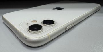 Б/в Мобільний телефон Apple iphone 11 64gb 01-200854670