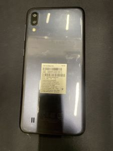 Б/в Мобільний телефон Samsung galaxy m10 2/16gb sm-m105g 01-200862115