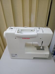 Б/в Швейна машина Singer simple 3229 01-200862235