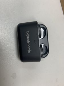 Б/в Навушники Beyerdynamic free byrd 01-200866816
