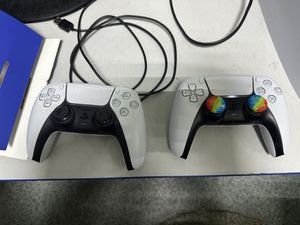 Б/в Ігрова приставка Sony playstation 5 825gb + 2 джойстика 01-200866089