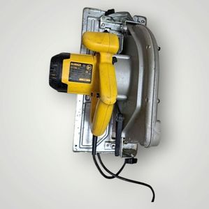 Б/в Пила дискова Dewalt d23700 01-200866986