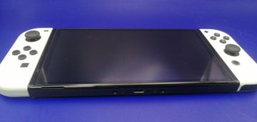 Б/в Ігрова приставка Nintendo switch oled 01-200893660