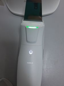 Б/в Апарат з догляду за шкірою обличчя Artistry ads-5ma-06a 01-200894586