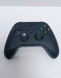 Б/в Ігрова приставка Microsoft xbox series x 1tb 01-200900300