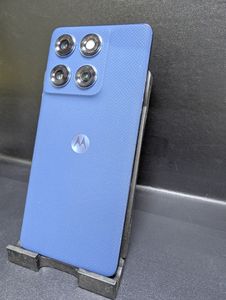 Б/в Мобільний телефон Motorola moto edge 60 12/256gb 01-200900309