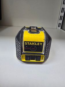 Б/у Лазерный нивелир Stanley stht77502-1 cross 90 01-200905308
