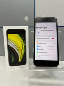 Б/у Мобільний телефон Apple iphone se 2020 64gb 01-200906769