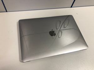 Б/у Ноутбук Apple a2338 macbook pro 13,3" m1 8-gpu/ ram8gb/ ssd256gb/ retina, truetone, touch bar 01-200912874