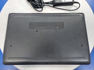 Б/в Ноутбук Hp 15/core i3 7020u ddr3/8gb ddr3/hdd *відсутній/ssd 256 gb/geforce mx110 2gb 01-200920943