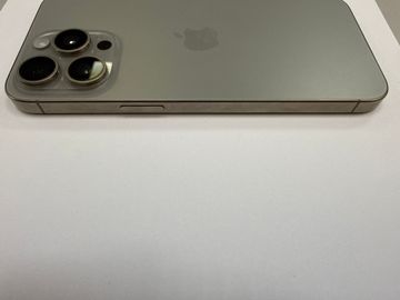 Б/в Мобільний телефон Apple iphone 15 pro max 256gb 01-200920497