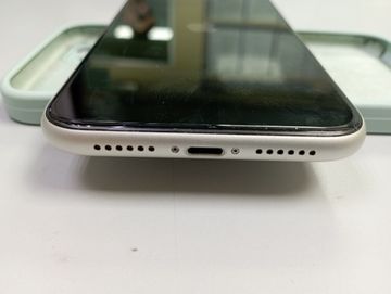 Б/в Мобільний телефон Apple iphone 11 128gb 01-200922938