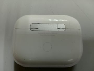Б/в Навушники Apple airpods pro 2nd generation with magsafe charging case usb-c 01-200919189