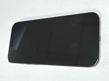 Б/в Мобільний телефон Apple iphone 16 pro max 256gb 01-200887923