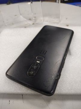 Б/в Мобільний телефон Oneplus 6 8/128gb 01-200882909