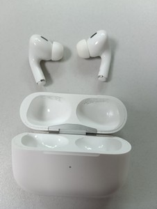 Б/в Навушники Apple airpods pro 2nd generation with magsafe charging case usb-c 01-200937190
