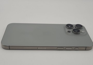 Б/в Мобільний телефон Apple iphone 15 pro max 512gb 01-200896325
