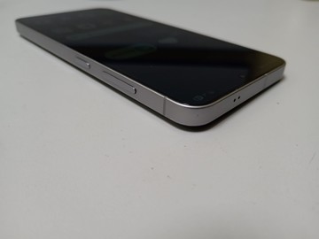 Б/в Мобільний телефон Samsung galaxy s25 12/256gb 01-200975790