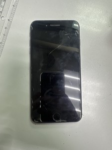 Б/в Мобільний телефон Apple iphone 8 plus 64gb 01-200981989