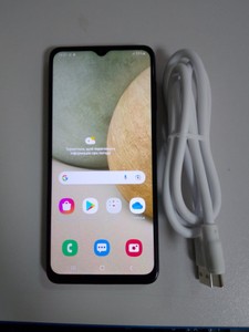 Б/в Мобільний телефон Samsung galaxy a12 a127f 4/64gb 01-201001383