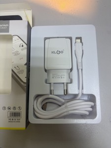 Б/в Мережевий зарядний пристрій Klgo kc-2 01-201021274