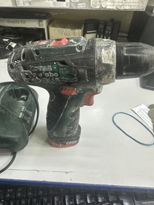 Б/в Шурупокрут Metabo powermaxx bs basic 1акб 2ah зп 01-201043656