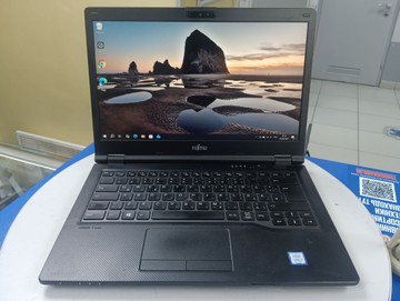 14/core i3 8130u ddr4/8gb ddr4/hdd *відсутній/ssd 256 gb/*інтегрована