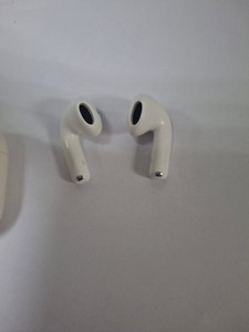 Б/в Навушники Apple airpods 4 01-201054551