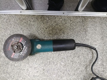 Б/в Кутова шліфмашина Makita 9558nb 01-201050317
