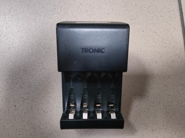 Б/у Зарядний пристрій Tronic trc 4 b2 01-201072311