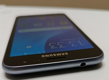 Б/в Мобільний телефон Samsung galaxy j3 2016 j320h 01-201075530