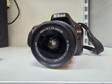 Б/в Фотоапарат Nikon d5200 af-s nikkor 18-55mm 1:3.5-5.6g ii 01-201101648