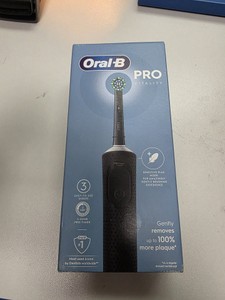 Б/в Електрична зубна щітка Oral-B vitality d103 pro protect x clean d103.413.3 01-201114455