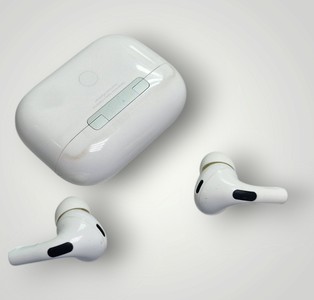 Б/в Навушники Apple airpods pro 2nd generation with magsafe charging case usb-c 01-201086468
